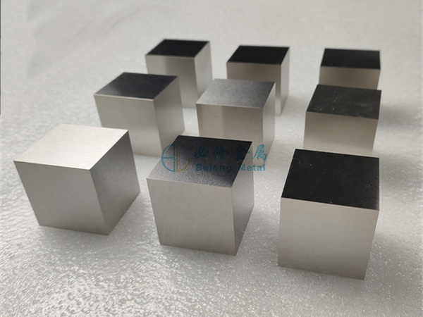 WNiFe alloy cube